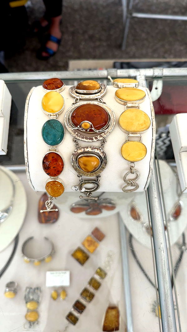 c.aitknight image ~ Altpins