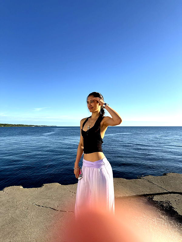 c.aitknight image ~ Altpins