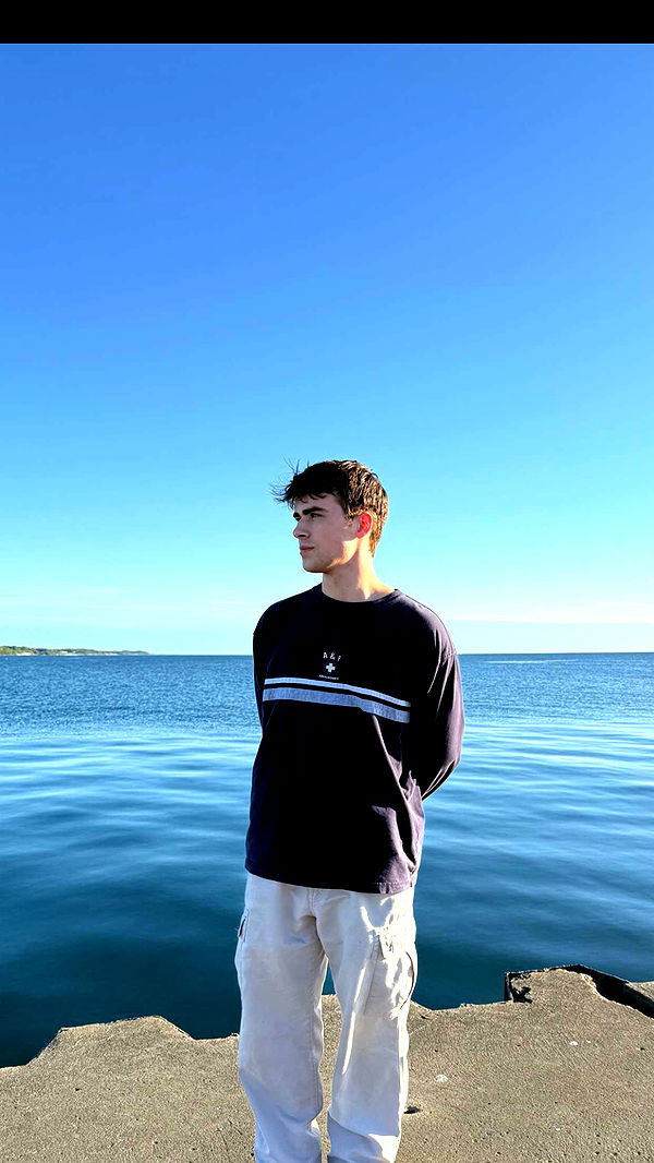 c.aitknight image ~ Altpins