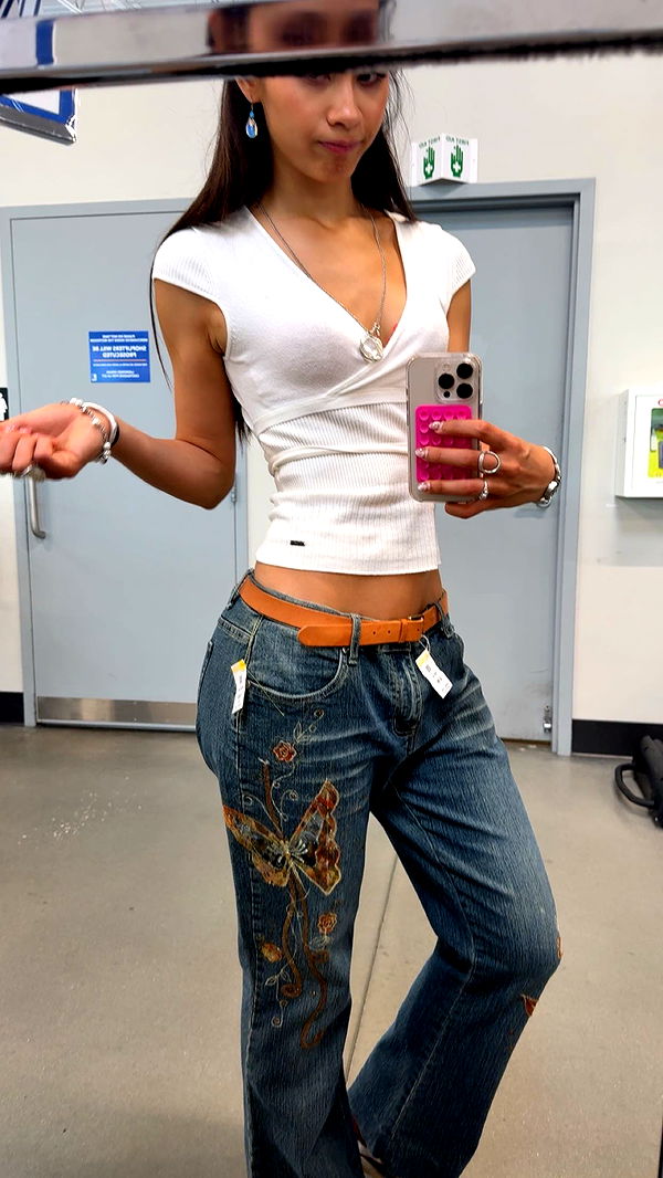 c.aitknight image ~ Altpins