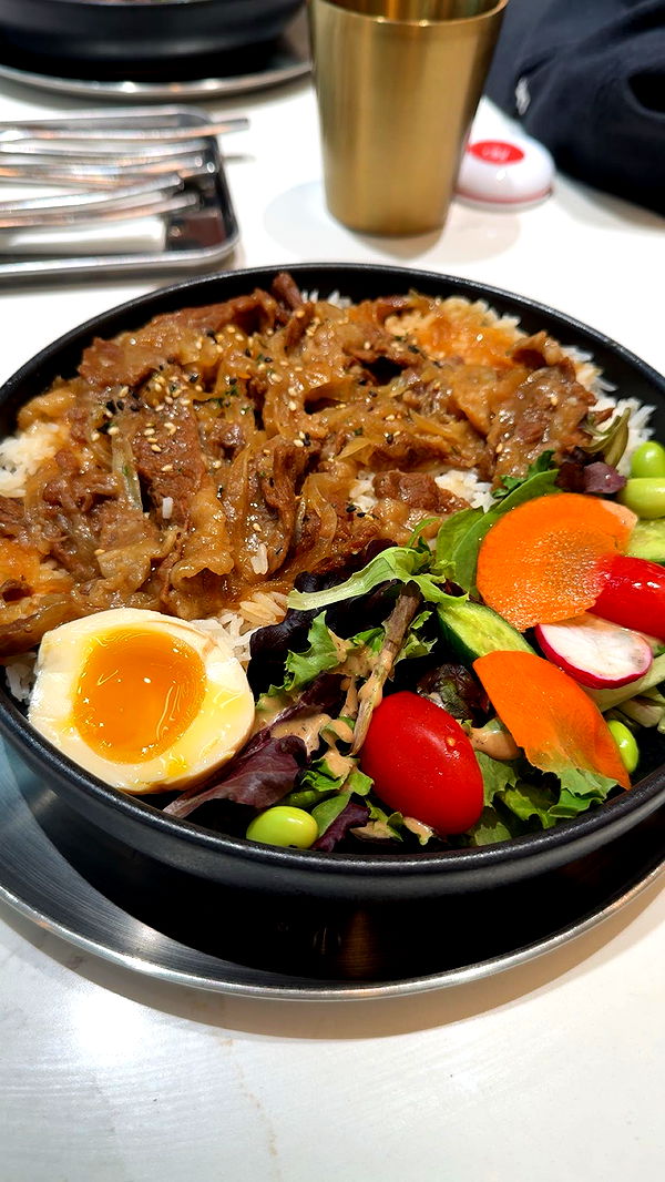 c.aitknight image ~ Altpins