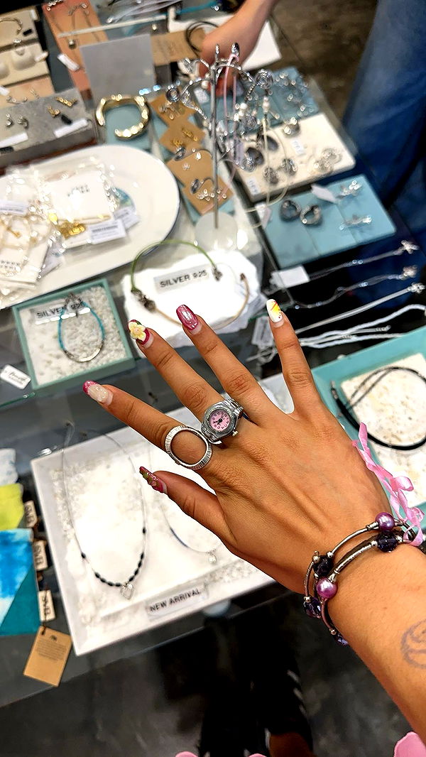 c.aitknight image ~ Altpins