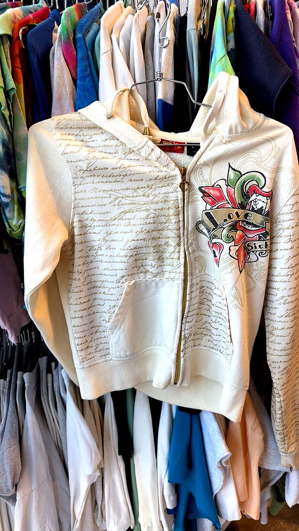 c.aitknight image ~ Altpins