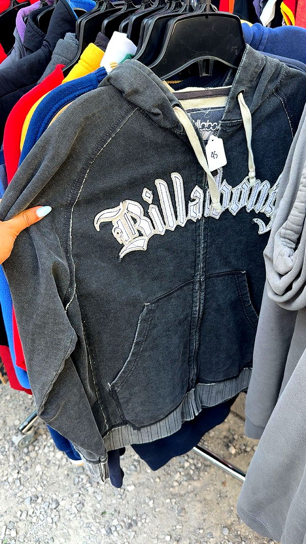 c.aitknight image ~ Altpins