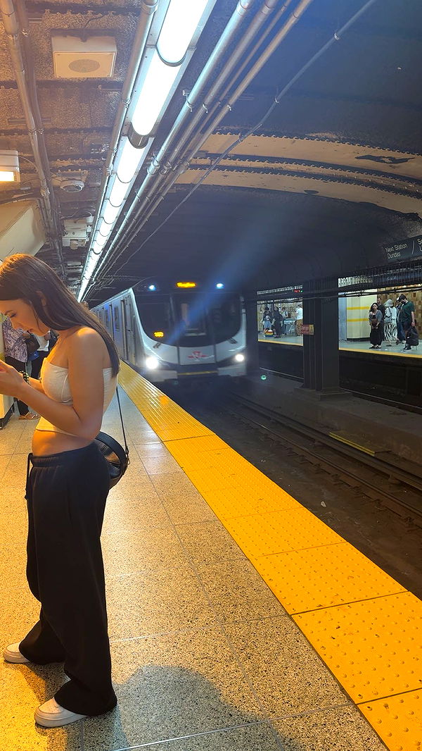 c.aitknight image ~ Altpins