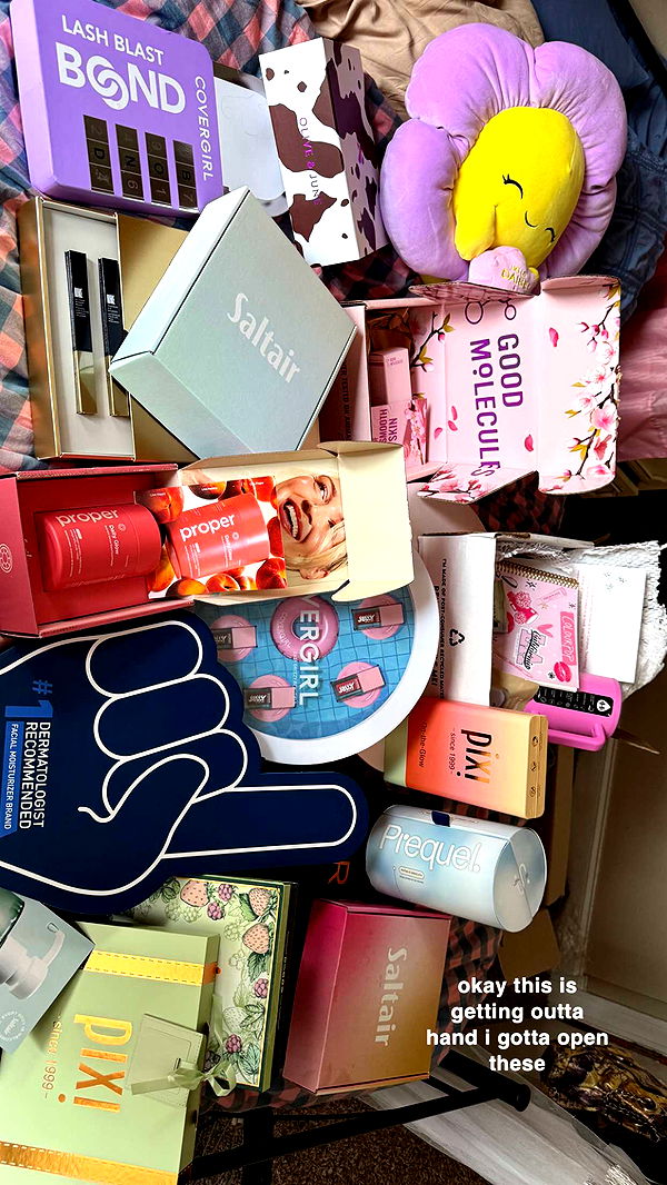 c.aitknight image ~ Altpins