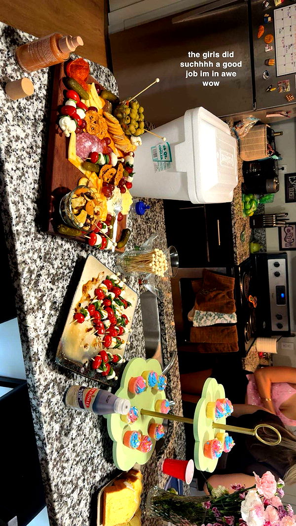 c.aitknight image ~ Altpins