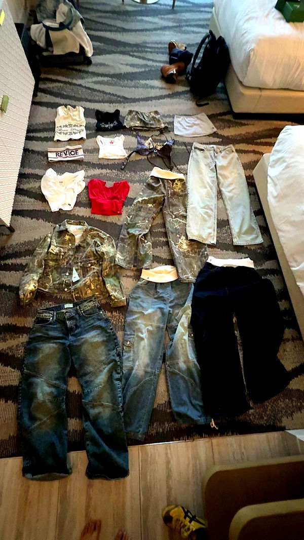 c.aitknight image ~ Altpins