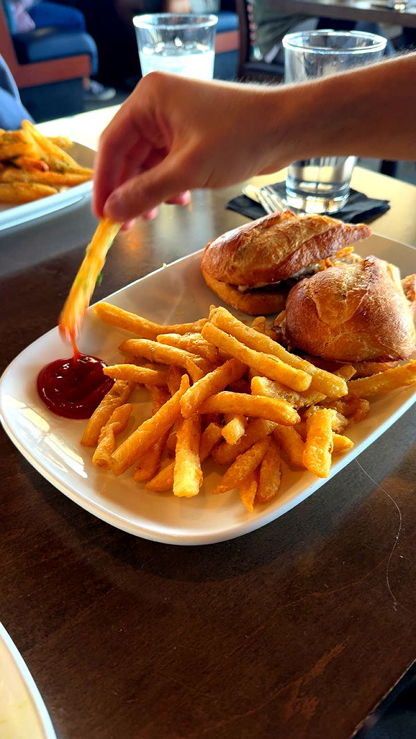 c.aitknight image ~ Altpins