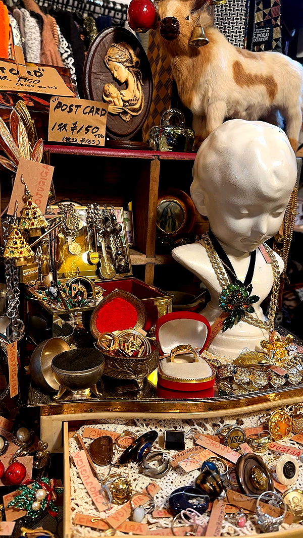 c.aitknight image ~ Altpins