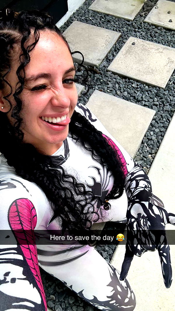 camilla_classy image ~ Altpins