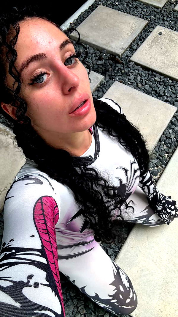 camilla_classy image ~ Altpins