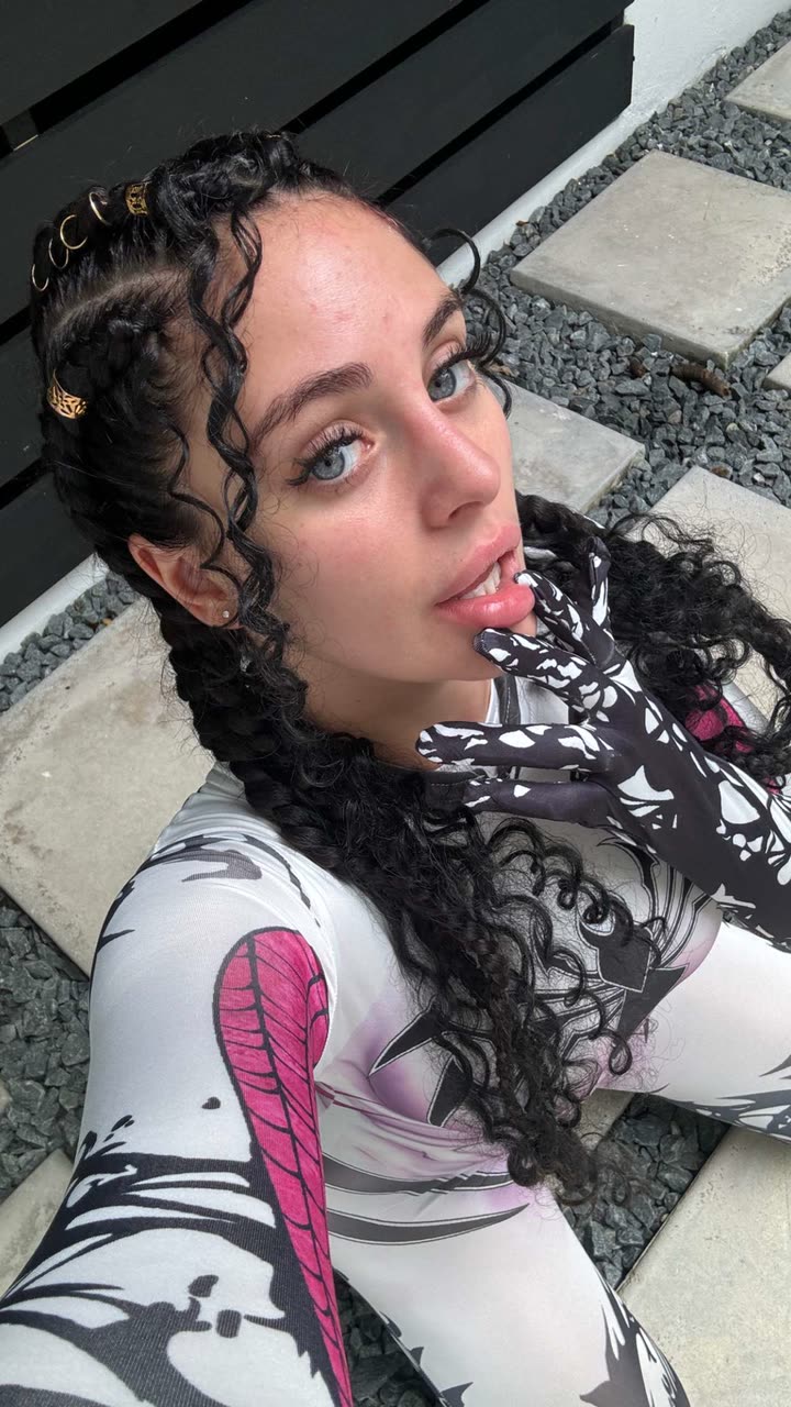 camilla_classy snapchat image archive image