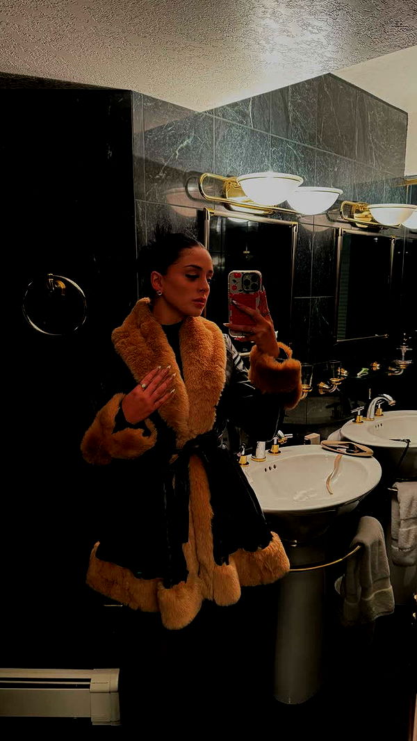 camilla_classy image ~ Altpins