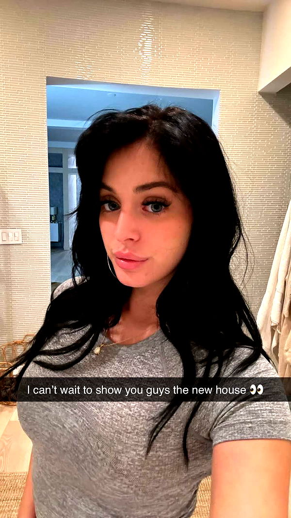 camilla_classy image ~ Altpins