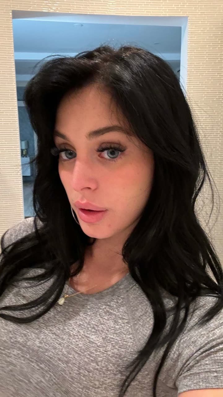 camilla_classy snapchat image archive image