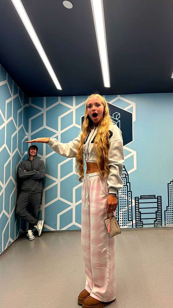 camilla_classy image ~ Altpins