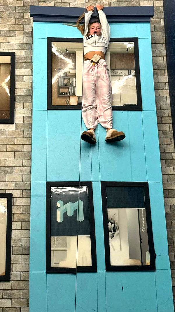 camilla_classy image ~ Altpins