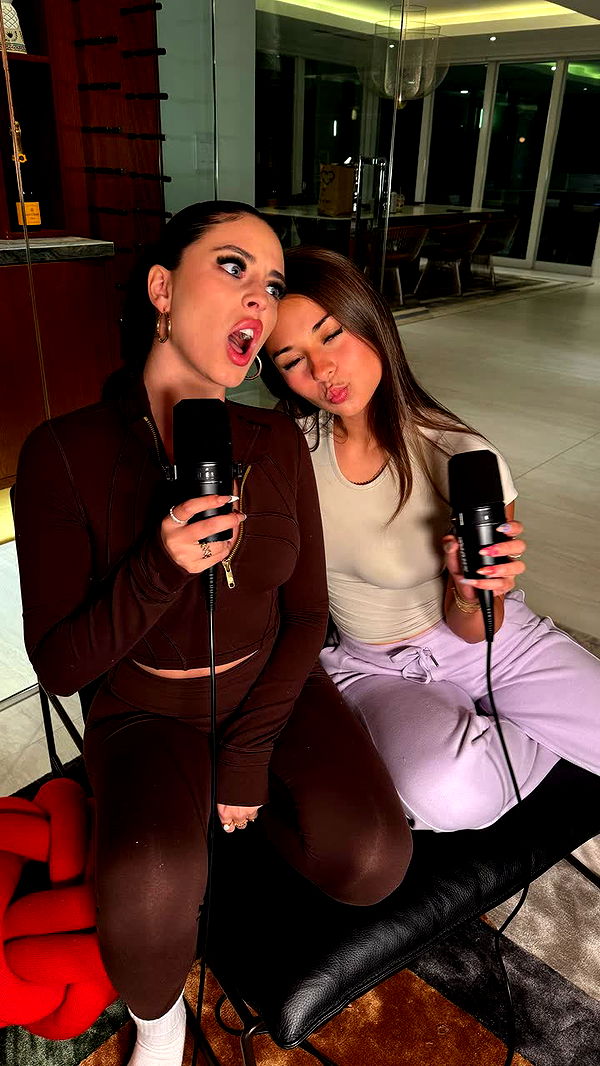 camilla_classy image ~ Altpins