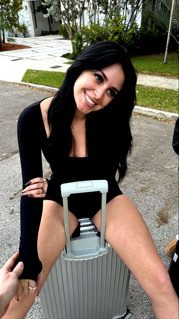 camilla_classy image ~ Altpins