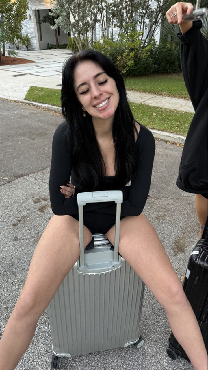 camilla_classy snapchat image archive image