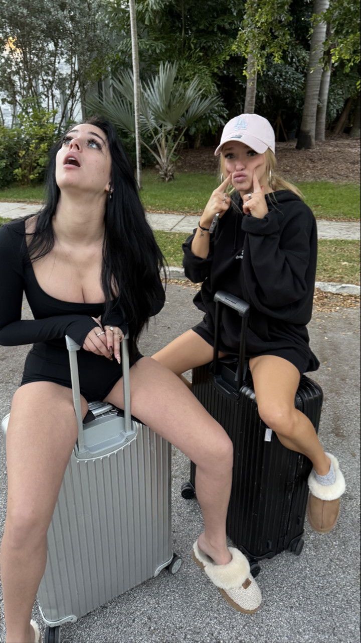 camilla_classy snapchat image archive image