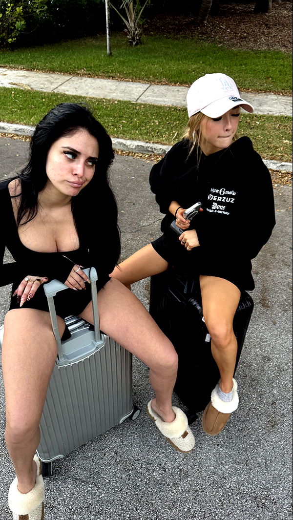 camilla_classy image ~ Altpins