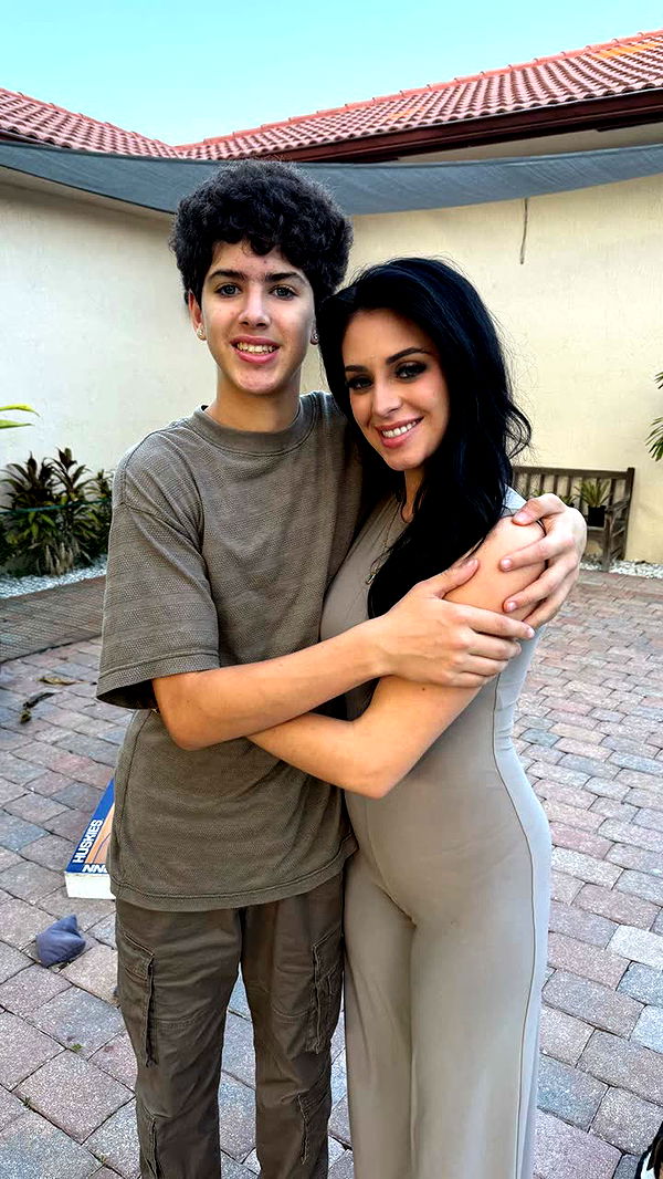 camilla_classy image ~ Altpins