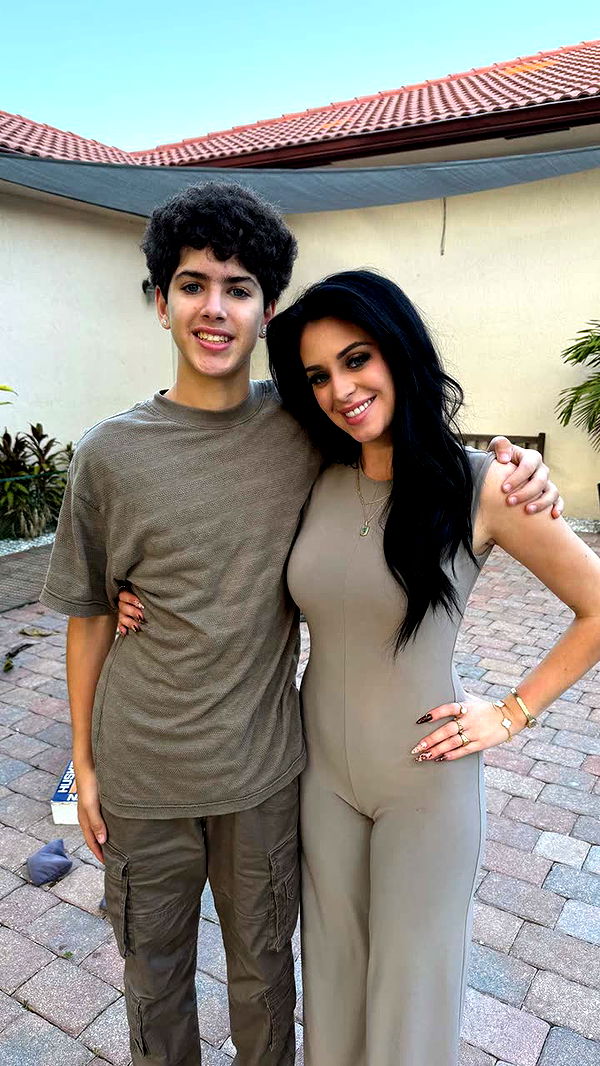 camilla_classy image ~ Altpins