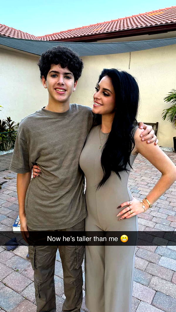 camilla_classy image ~ Altpins