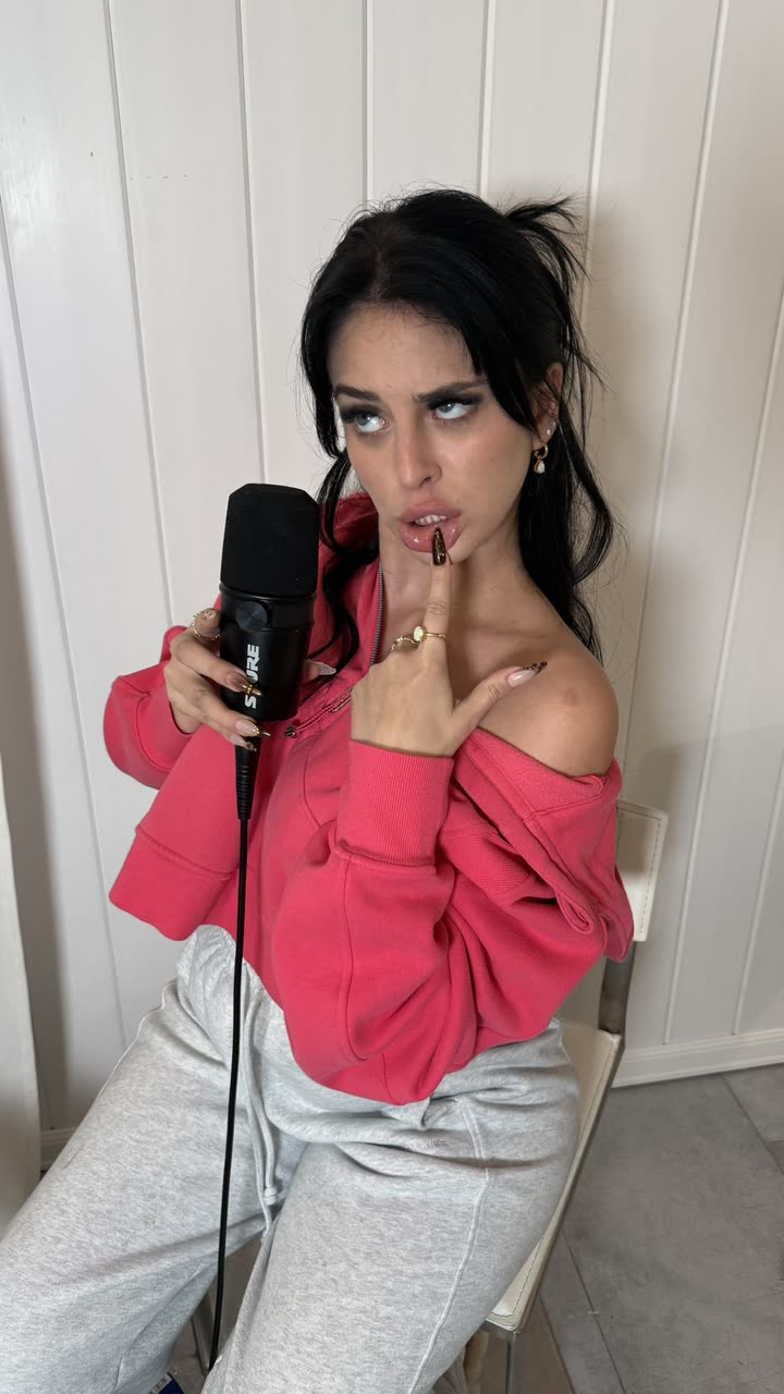 camilla_classy snapchat image archive image