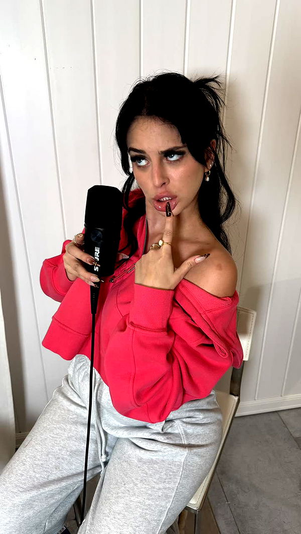 camilla_classy image ~ Altpins