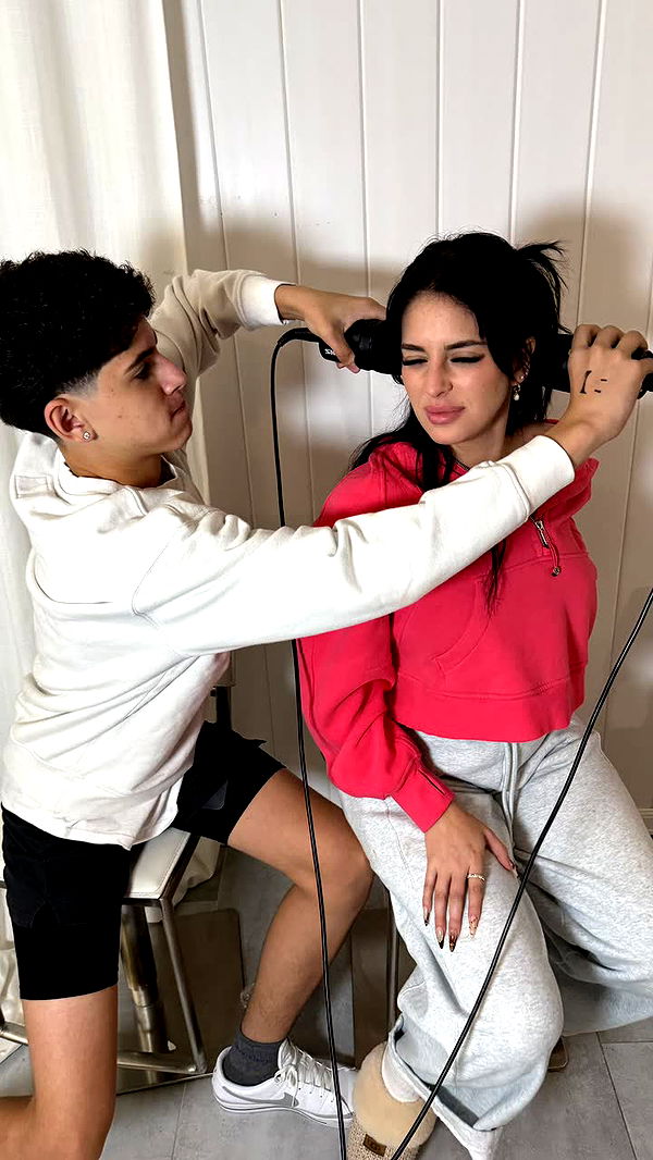 camilla_classy image ~ Altpins