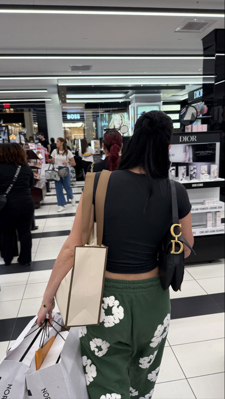 camilla_classy snapchat image archive image