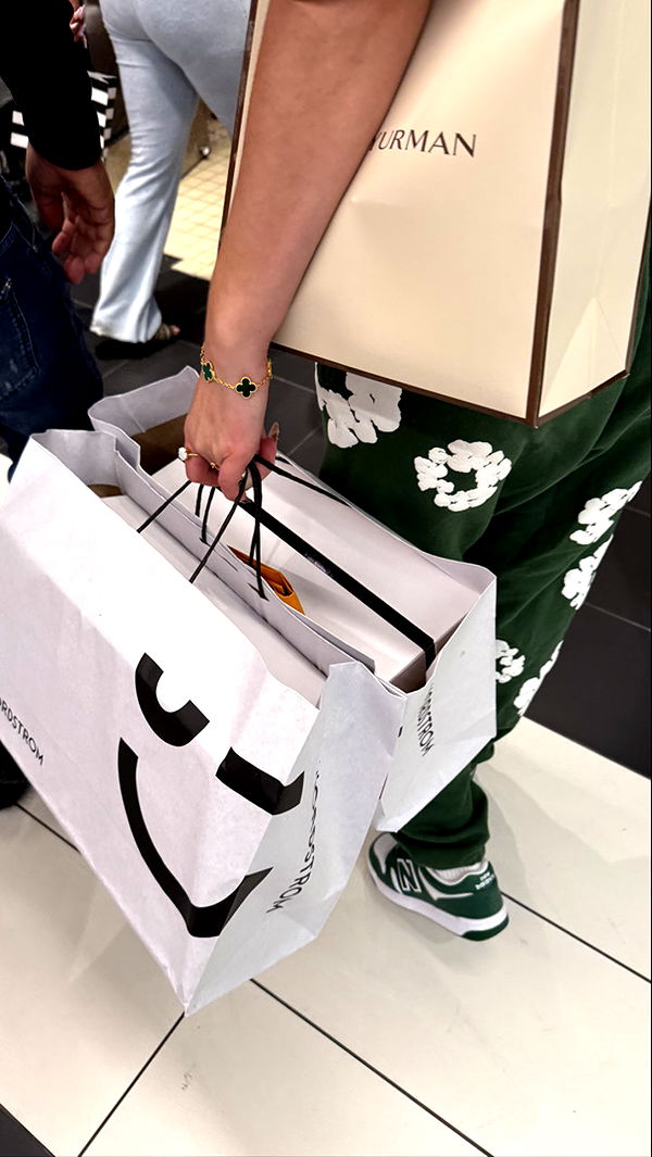 camilla_classy image ~ Altpins