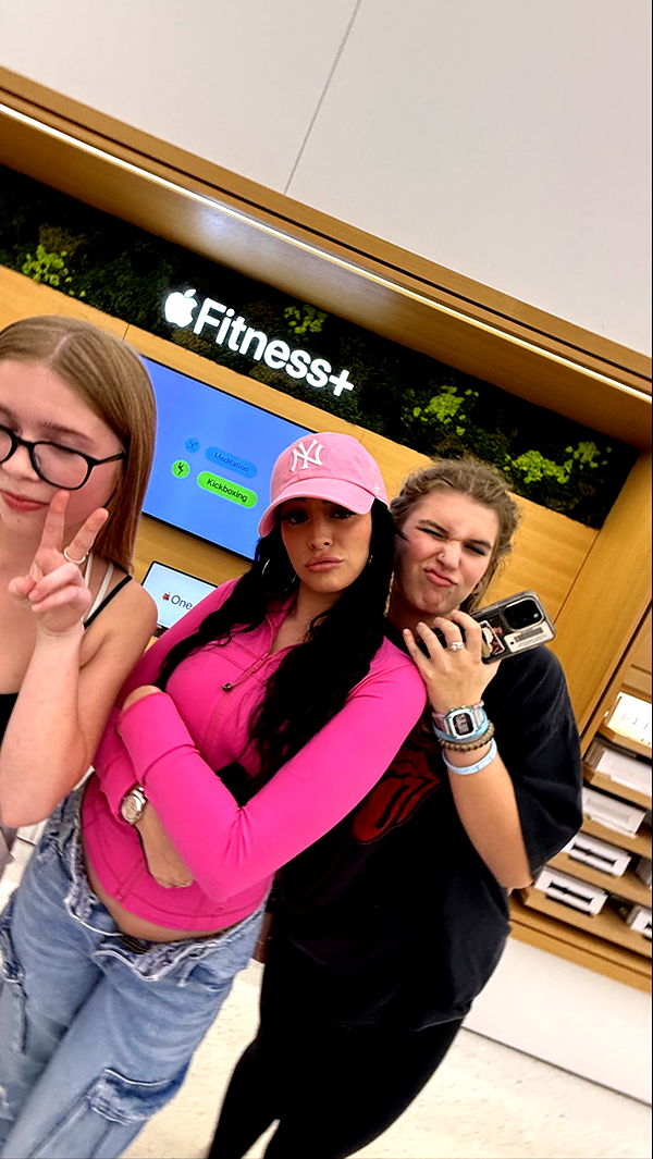 camilla_classy image ~ Altpins