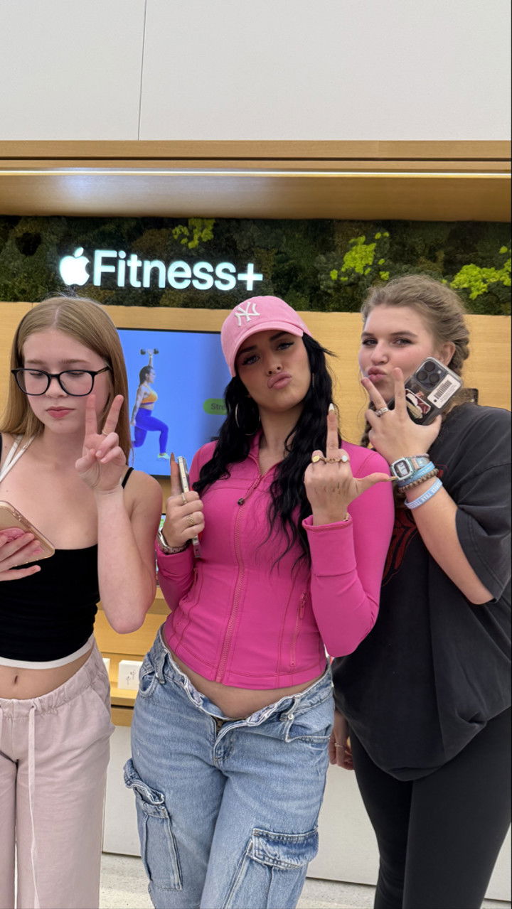 camilla_classy snapchat image archive image