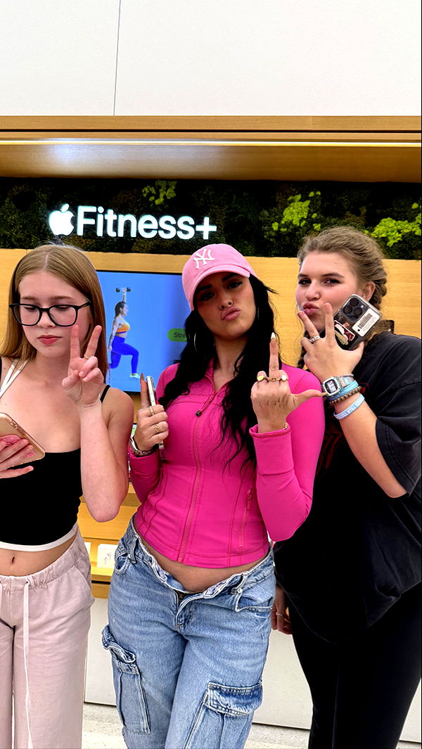 camilla_classy image ~ Altpins