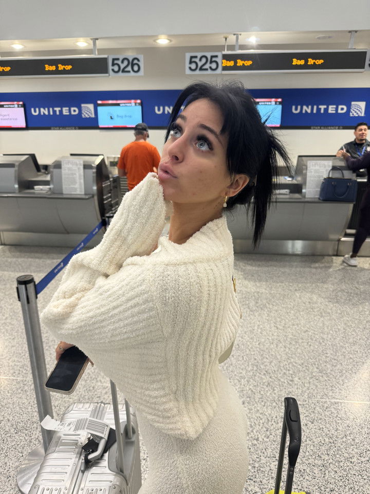 camilla_classy snapchat image archive image