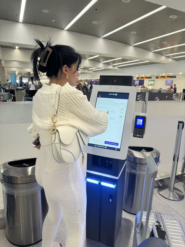 camilla_classy snapchat image archive image