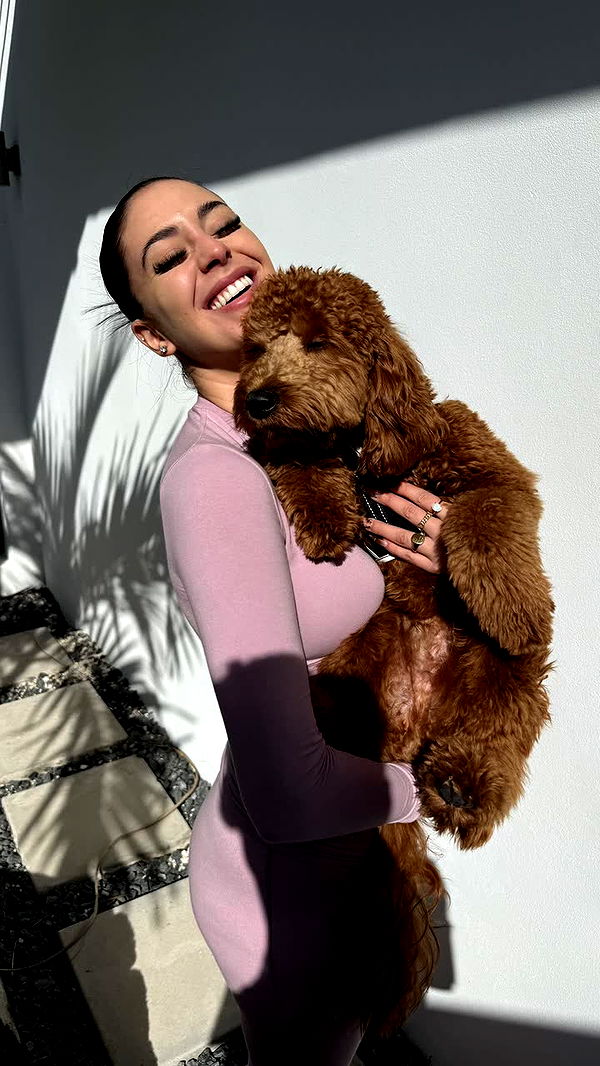 camilla_classy image ~ Altpins