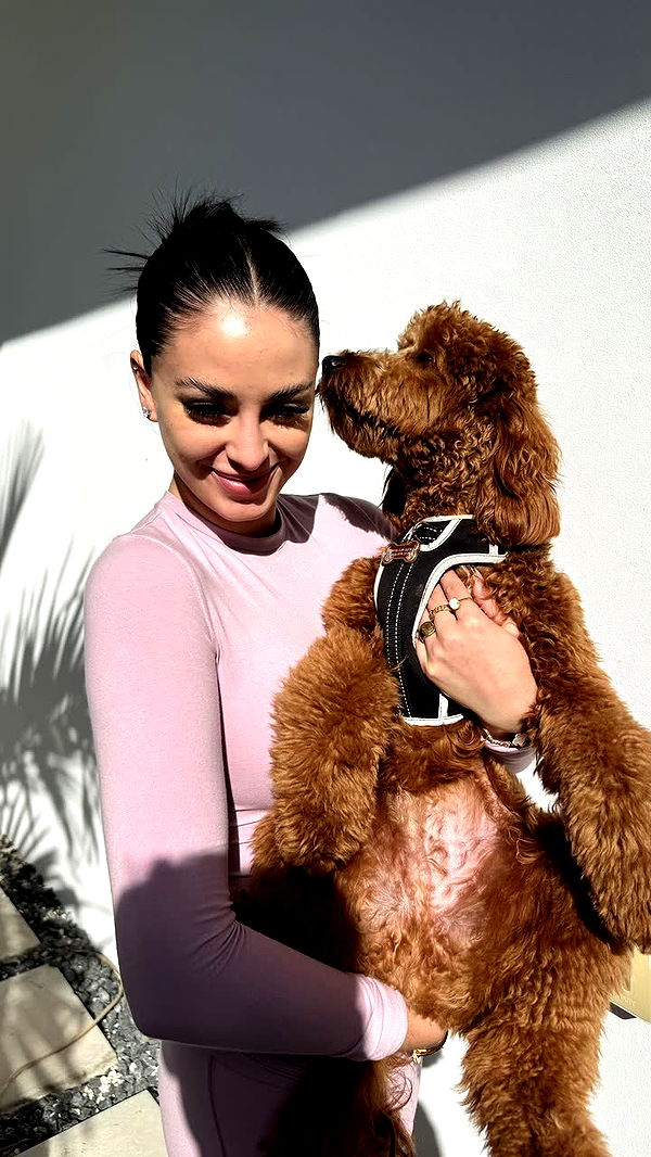 camilla_classy image ~ Altpins