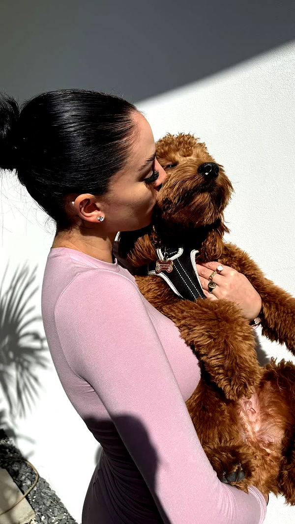 camilla_classy image ~ Altpins