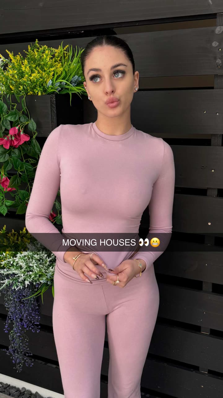 camilla_classy snapchat image archive image