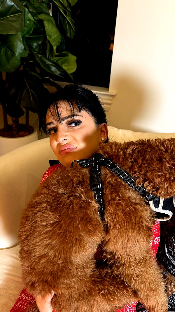 camilla_classy image ~ Altpins