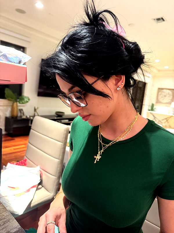 camilla_classy image ~ Altpins