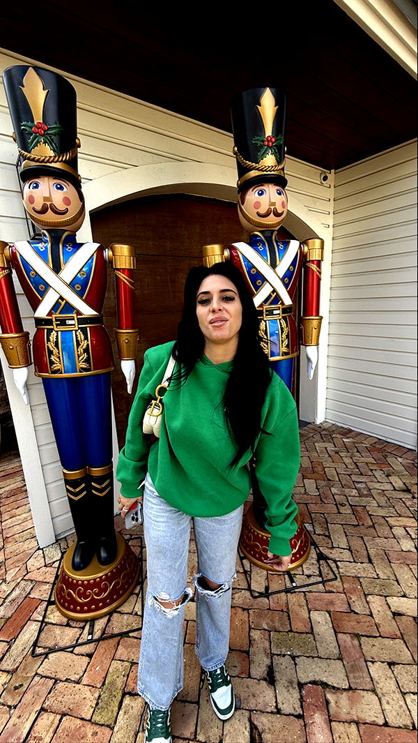 camilla_classy image ~ Altpins