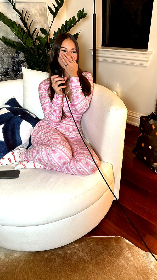 camilla_classy image ~ Altpins