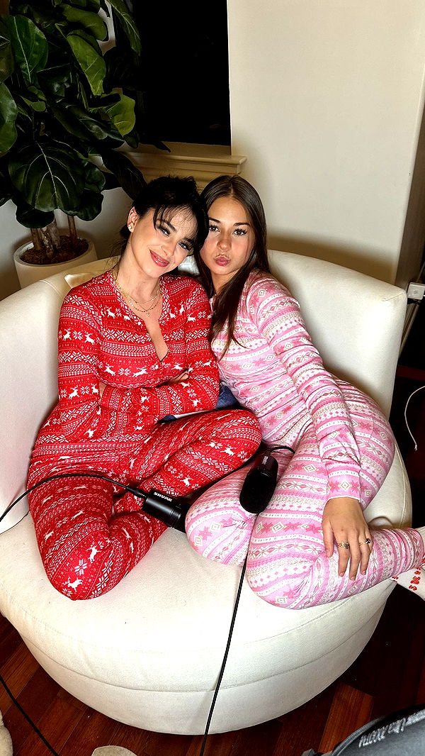 camilla_classy image ~ Altpins