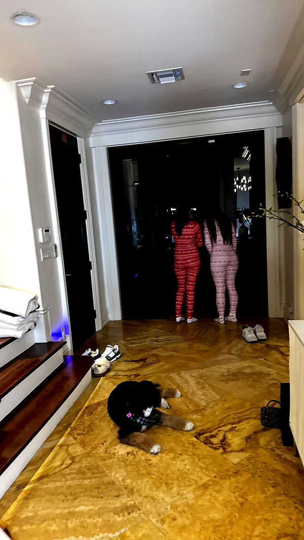 camilla_classy image ~ Altpins